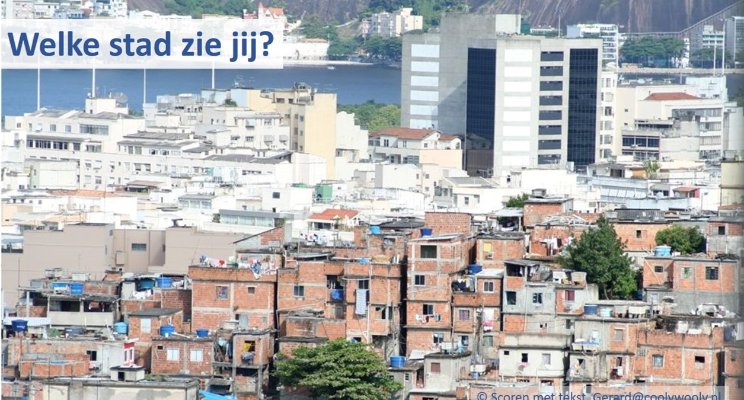 Bij de foto: 2004, Rio de Janeiro. Sloppenwijken rood, reguliere woonwijken wit.